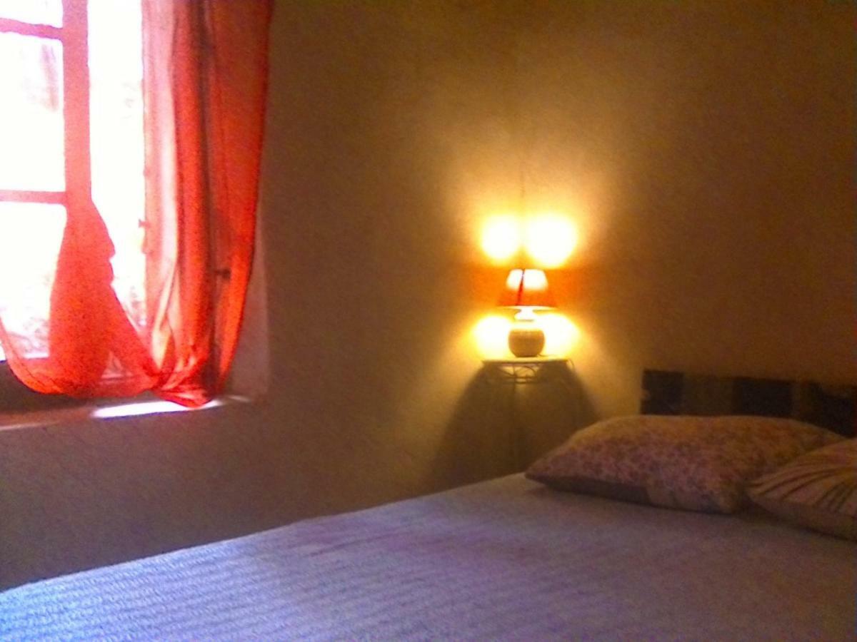 Bed and Breakfast Mas des Nabières à Saint-Martial  Extérieur photo